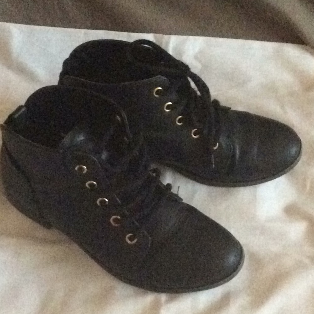 Ankle boots